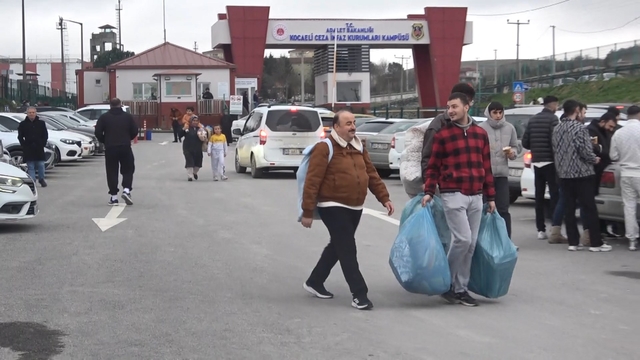 11'inci Yargı Paketi kapsamında Kocaeli Cezaevi'nde tahliyeler başladı