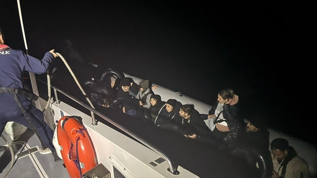 Çanakkale'de 34 kaçak göçmen yakalandı