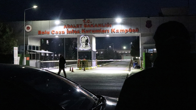 Bolu'da cezaevinden tahliyeler başladı: "Hepimiz sevinçliyiz"