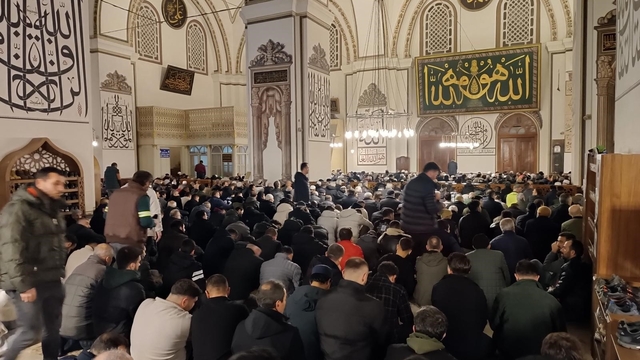 Regaip Kandili'nde Bursalılar Ulu Cami'de buluştu