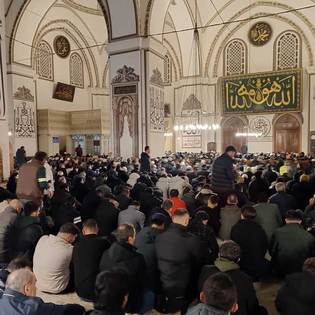 Regaip Kandili'nde Bursalılar Ulu Cami'de buluştu