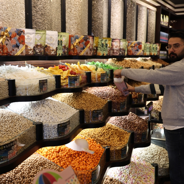 Kırşehir'de kuruyemişçiler, yılbaşında zam yapmayacak