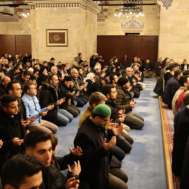 Amasya'da Regaip Kandili idrak edildi