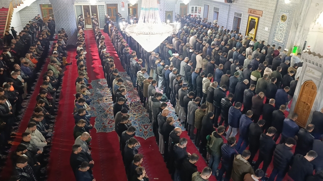 Şanlıurfa'da Regaip Kandili coşkusu