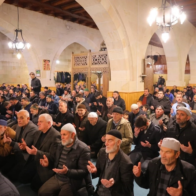 Bayburt'ta Regaip Kandili dualarla idrak edildi