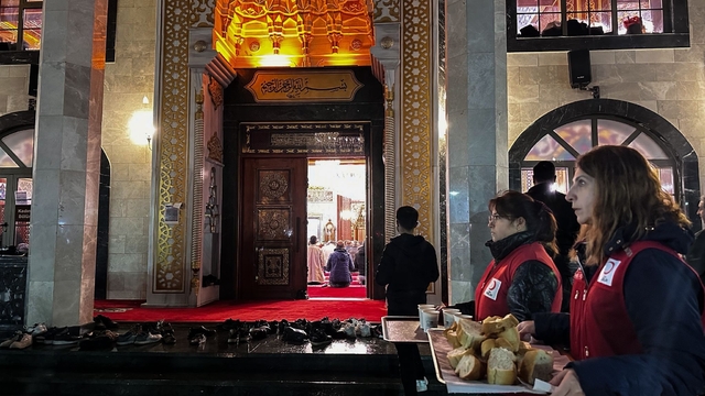 Manisa'da Türk Kızılay'dan Regaip Kandili'nde bin kişilik ikram