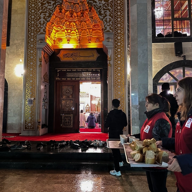 Manisa'da Türk Kızılay'dan Regaip Kandili'nde bin kişilik ikram