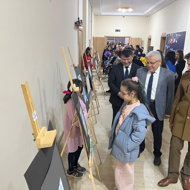 Alaşehirli öğrencilerden Filistin'e duygu dolu şiirlerle destek