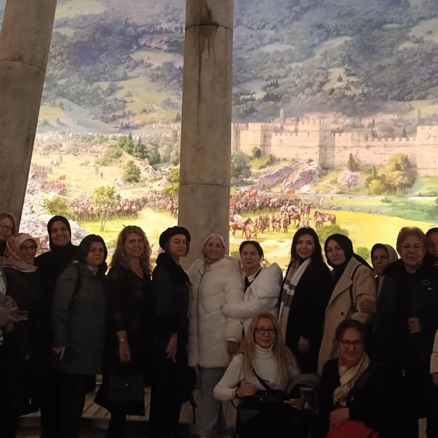 Osmangazili kadınlar kültür turlarıyla moral depoluyor
'Mahallem Geziyor' P...