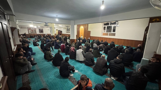 Çermik'te Regaip kandili dualarla idrak edildi