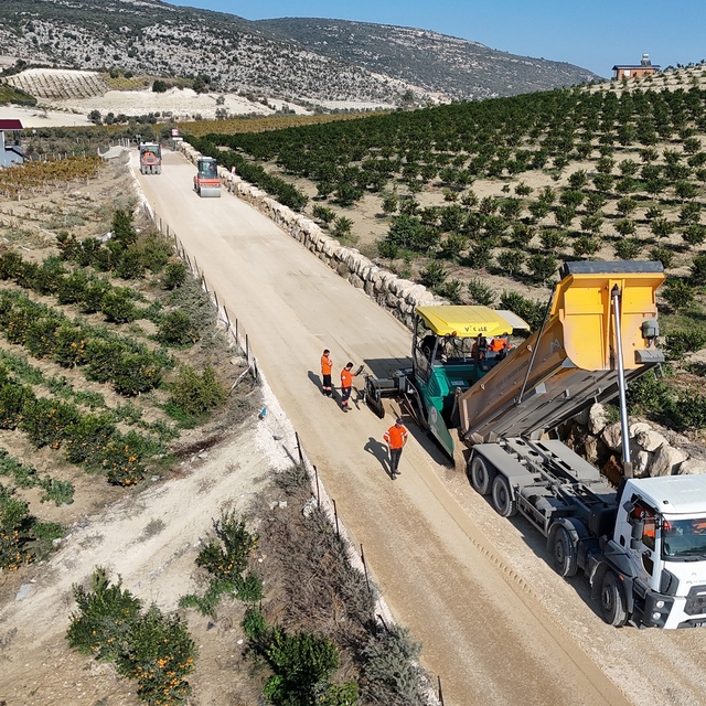 Mersin'de Esenli-Hebilli bağlantı yolu yenilenerek hizmete açıldı