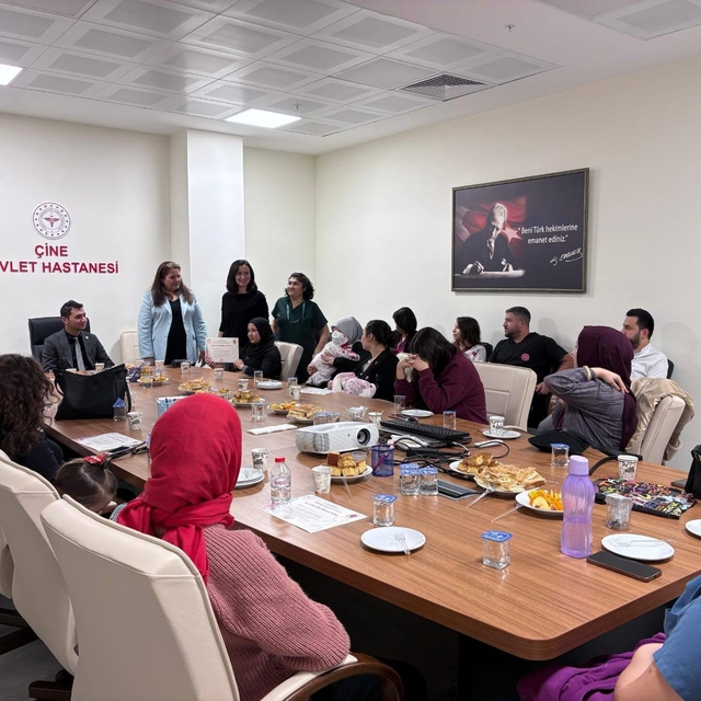 Çine'de anne adaylarına katılım belgesi