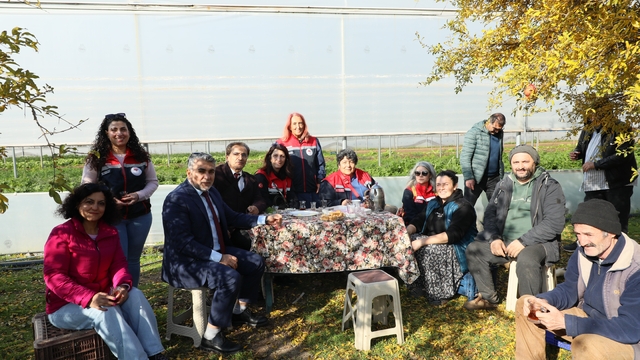 Eskişehir'de organik tarıma tam not
Eskişehir'den Ankara'ya gönderilen numuneler temiz çıktı
Farklı üreticilerden alınan 8 ayrı organik ürün numunelerinde herhangi bir kalıntıya rastlanmadı