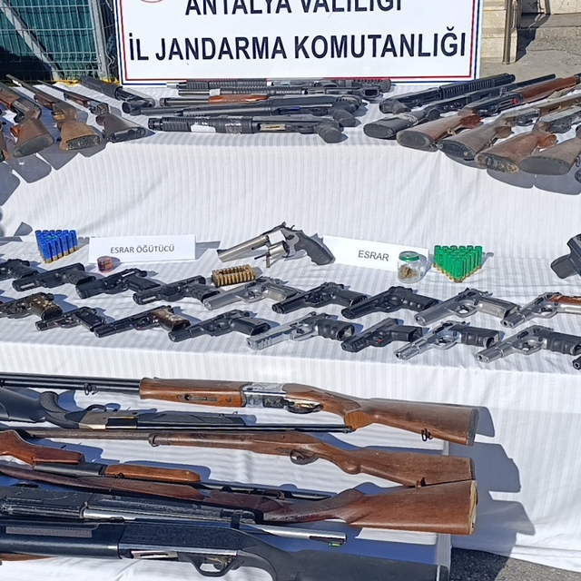 Jandarmadan Silah Operasyonu: 30 tabanca, 27 av tüfeği ele geçirildi