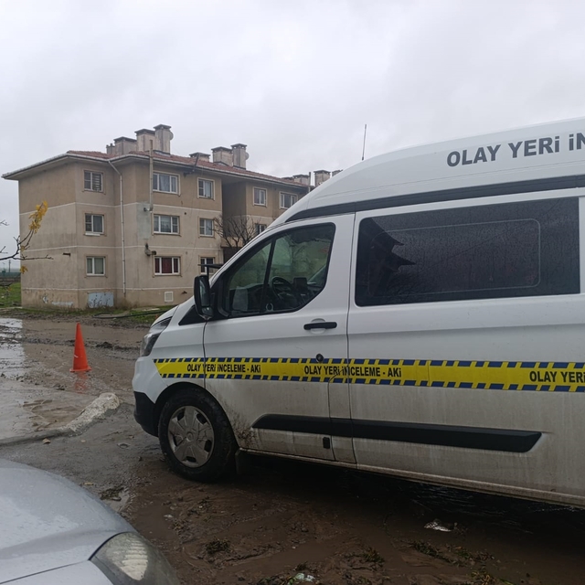 Boru döşenirken meydana gelen göçükte yaralanan 4 işçiden 1'i öldü; 3 gözal...