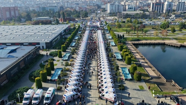 Samsun'da 112 ambulansları 2025'te 4 milyon kilometre yol yaptı, dünyayı 100 kez turladı
