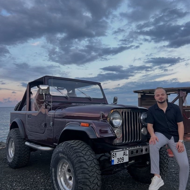 Trabzon'da çalıntı araçla kırmızı ışık ihlali: 1 ölü