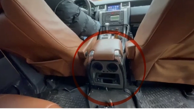 Samsun'da araçtaki elektronik zuladan uyuşturucu ve silah çıktı