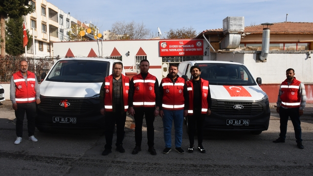 Siverek'te aşevinde tasarruf atağı
Kiralık araçlar gitti, öz kaynaklarla sıfır araçlar geldi