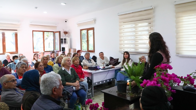 Büyükşehir Belediyesinden, yaş almış bireylere evde çiçek yetiştiriciliği eğitimi