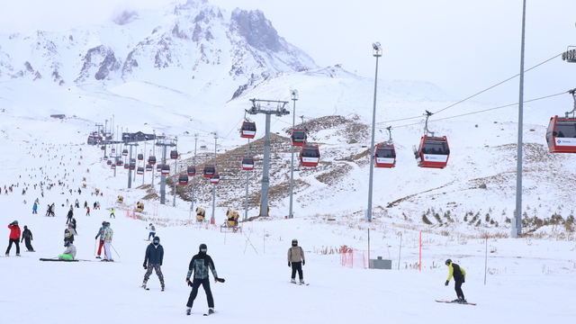 Erciyes'te yılbaşı tatil rezervasyonları yüzde 90'a ulaştı