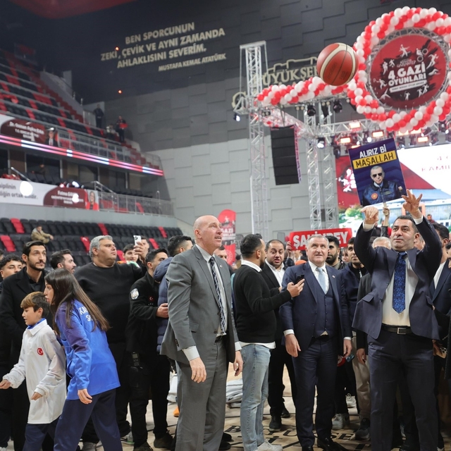 AK Parti Gaziantep Milletvekili Bozgeyik: "Gaziantep sporla büyüyor"