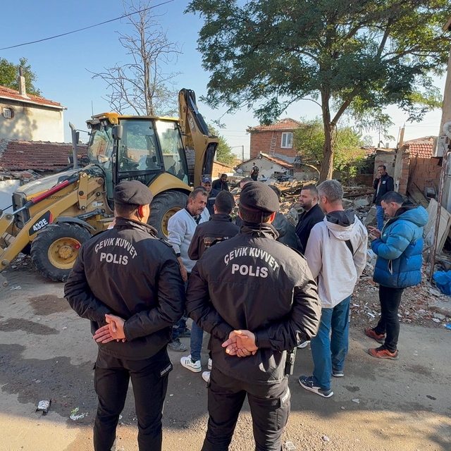 Narkotik olayları ile anılan 'Kore Mahallesi'nde yıkılan bina sayısı 110'a...