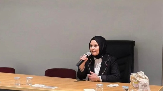 Gediz'de tarhana çorbası üretim işletmesi sahibi öğrencilerle buluştu