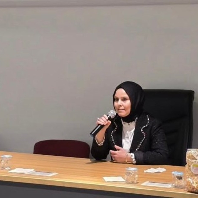 Gediz'de tarhana çorbası üretim işletmesi sahibi öğrencilerle buluştu