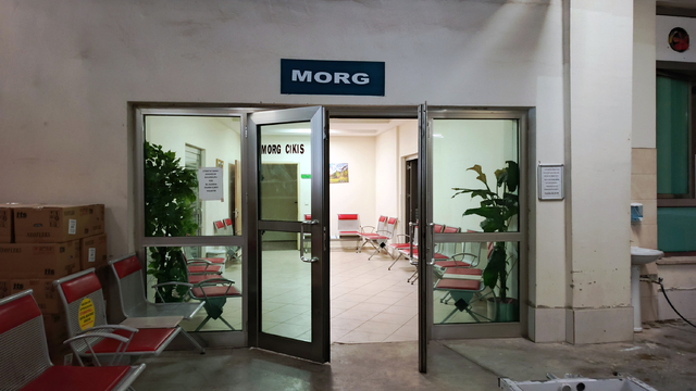 Eve çağırdığı boşanma aşamasındaki eşini boğup, intihar etti