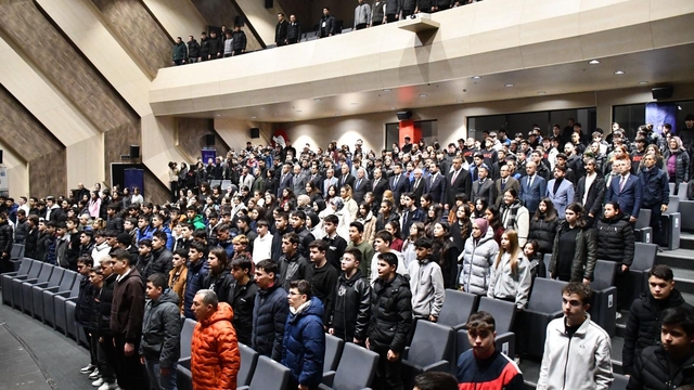 Balıkesir'de "Endüstriyel Sektörler Kariyer Fuarı" düzenlendi