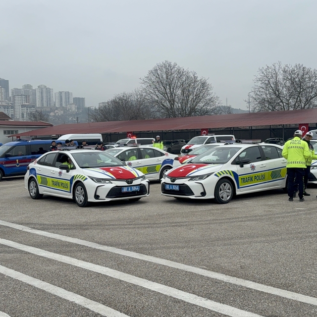 Tokat'ta emniyet ve jandarmaya 79 yeni hizmet aracı