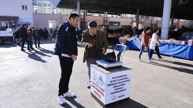 Çameli Belediyesinden 'güvenli terazi' uygulaması