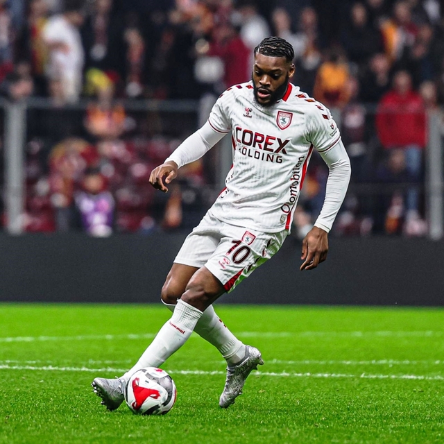 Samsunspor'da Ntcham hariç sakatlığı bulunan futbolcular çalışmalara başlad...