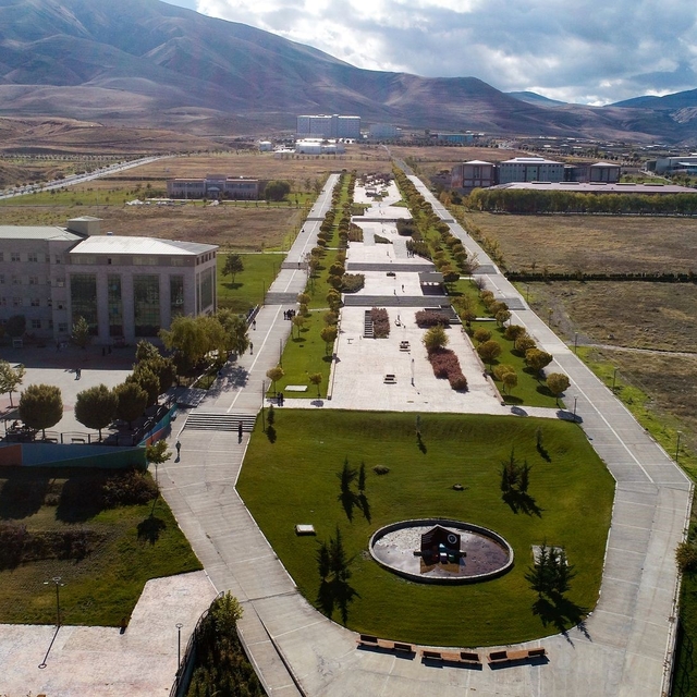 Iğdır Üniversitesi'nde baz istasyonu yeri ihaleye çıkıyor