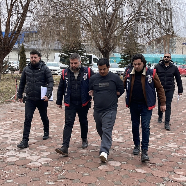 Ağabeyini öldüren cinayet zanlısı adliyeye sevk edildi