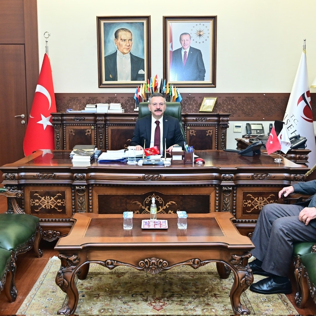 Şehit babasından Vali Aksoy'a ziyaret