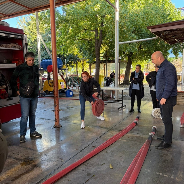 Muğla'da gönüllü itfaiyecilik eğitimleri sürüyor