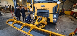 Başiskele'de karla mücadele ekipleri yağışa hazırlandı