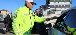 Ordu'da polis ekiplerinden trafik denetimleri