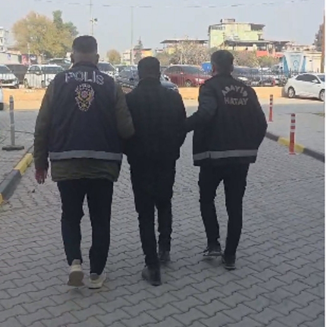 Kırıkhan'da hapis cezasıyla aranan şahıs yakalandı