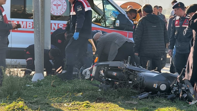 Ambulans şoförü kazada hayatını kaybetti