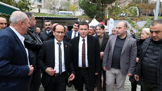 Osmangazi'de hizmet sahada şekilleniyor
Başkan Aydın'ın durağı Yenikent Mahallesi oldu