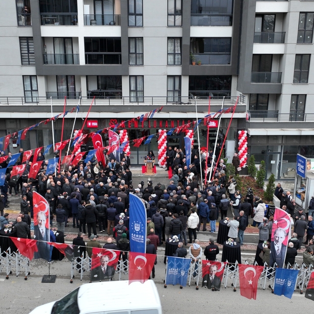 Bursa'da dayanışmanın sofrası büyüyor