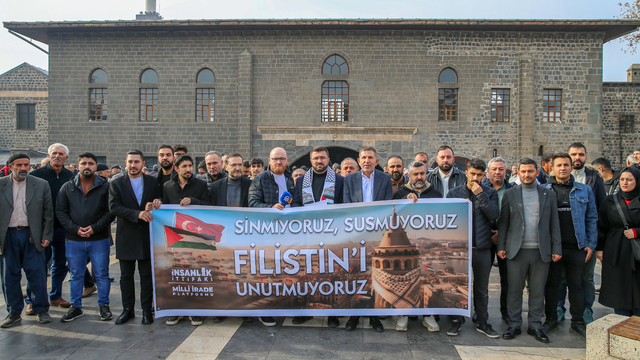 Diyarbakır, Şırnak ve Mardin'de İsrail'in Gazze'deki katliamları protesto edildi