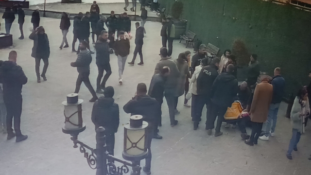 Kars'ta meydan muhaberesi gibi kavga: 7 kişi yaralandı