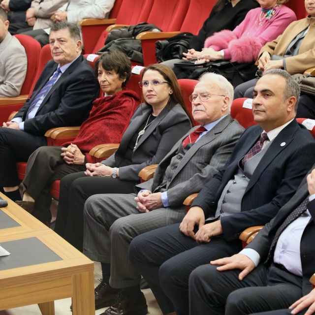 BARÜ'de "Bartınlı Bir Akademisyenin Hayatından Kesitler" söyleşisi düzenlen...