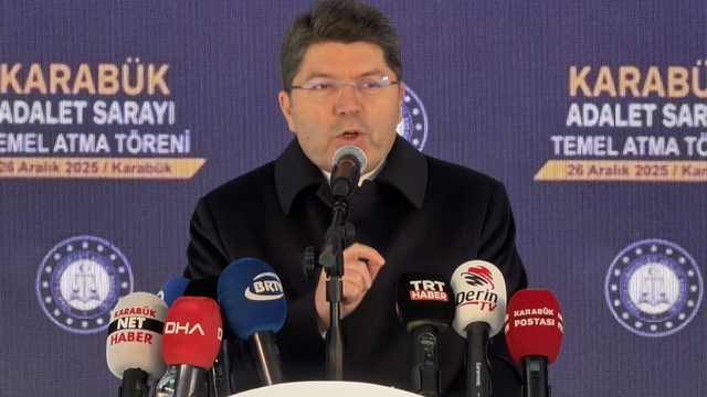 Bakan Tunç: Eğer trafikte yol kesip aracı durdurursa 1 yıldan 3 yıla kadar hapis cezasıyla cezalandırılabilecek