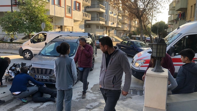 Milas'ta ticari araç ile çarpışan motosiklet sürücüsü yaralandı