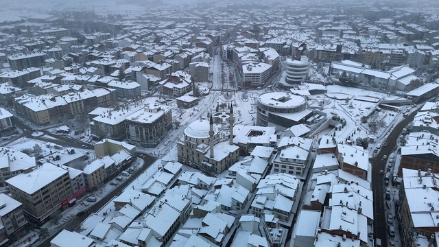 Bolu beyaza büründü